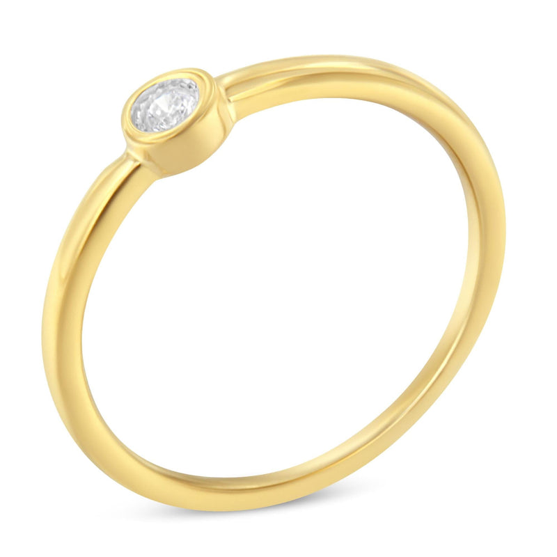 14K Yellow Gold Plated .925 Sterling Silver Miracle Set Diamond Ring (1/20 Cttw, J-K Color, I1-I2 Clarity) 14K yellow gold ring with round diamond stones in a miracle setting