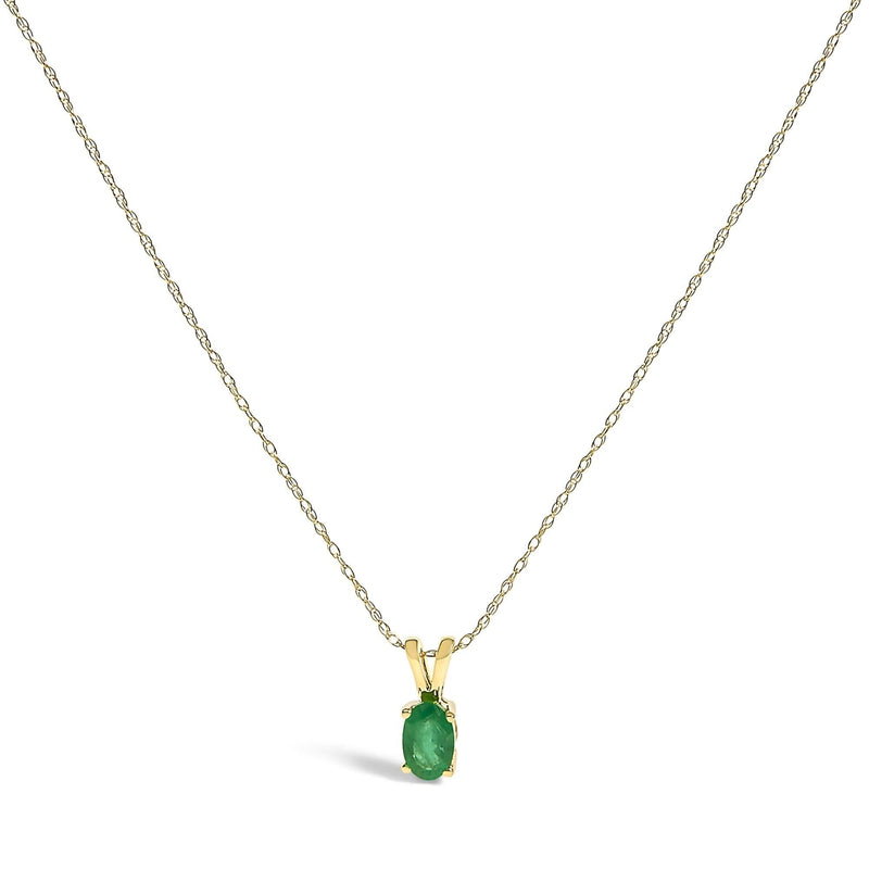 14K Yellow Gold Oval Green Emerald Solitaire Pendant Necklace - 18 14K yellow gold necklace with one oval emerald solitaire stone