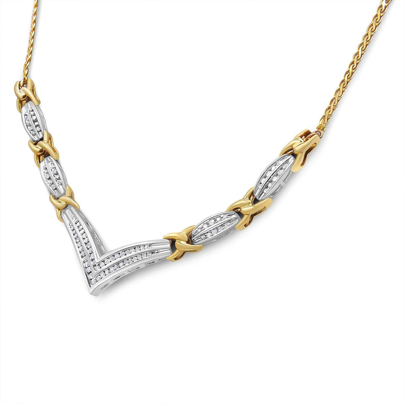 10K Yellow and White Gold 1.0 Cttw Round and Princess cut Diamond 10K white gold necklace with round and princess cut diamond stones