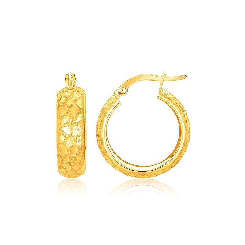 14K Yellow Gold Textured Domed Hoop Earrings (7/8 inch Diameter ) 14K yellow gold textured domed hoop earrings, 7/8 inch diameter