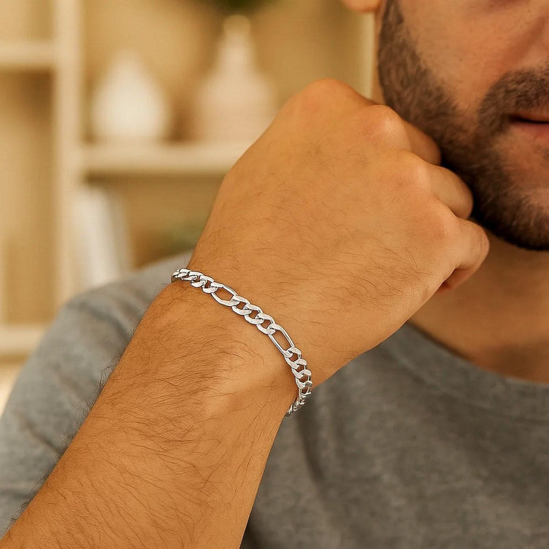 14k White Gold Solid Figaro Bracelet (4.50 mm) Product Image