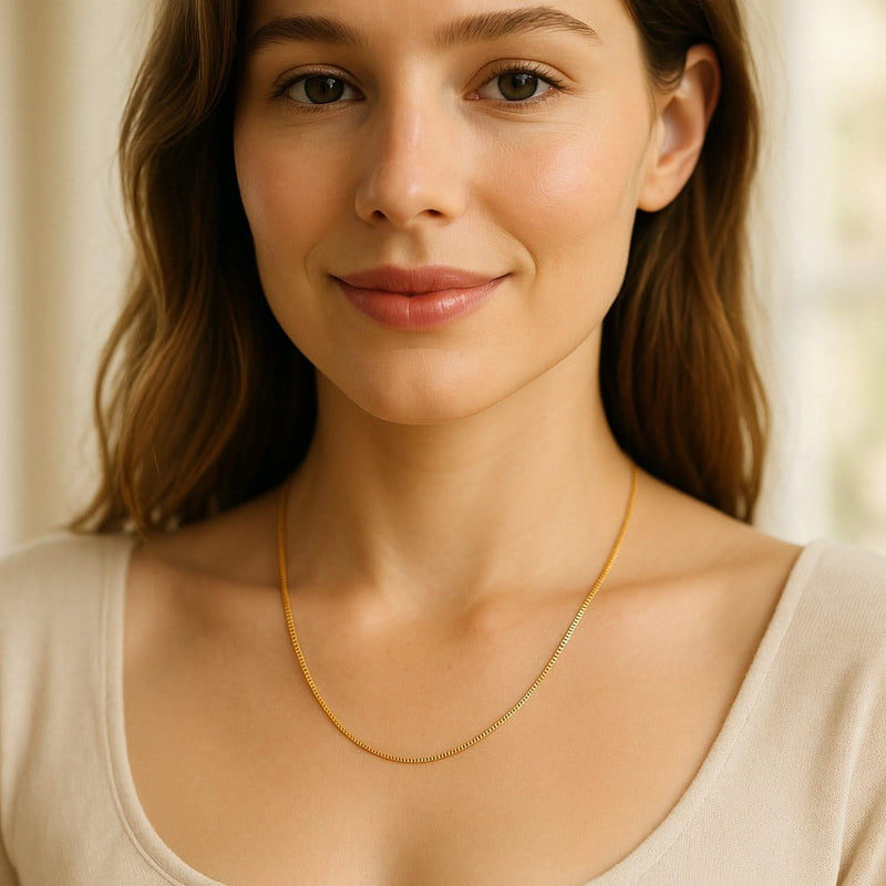14k Yellow Gold Classic Box Chain (0.85 mm) 14K yellow gold box chain with fine 0.85 mm square links
