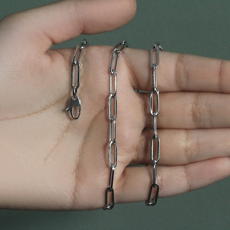 14k White Gold Bold Paperclip Chain (4.2 mm) 14K white gold bold paperclip chain with elongated oval links, 4.2 mm wide