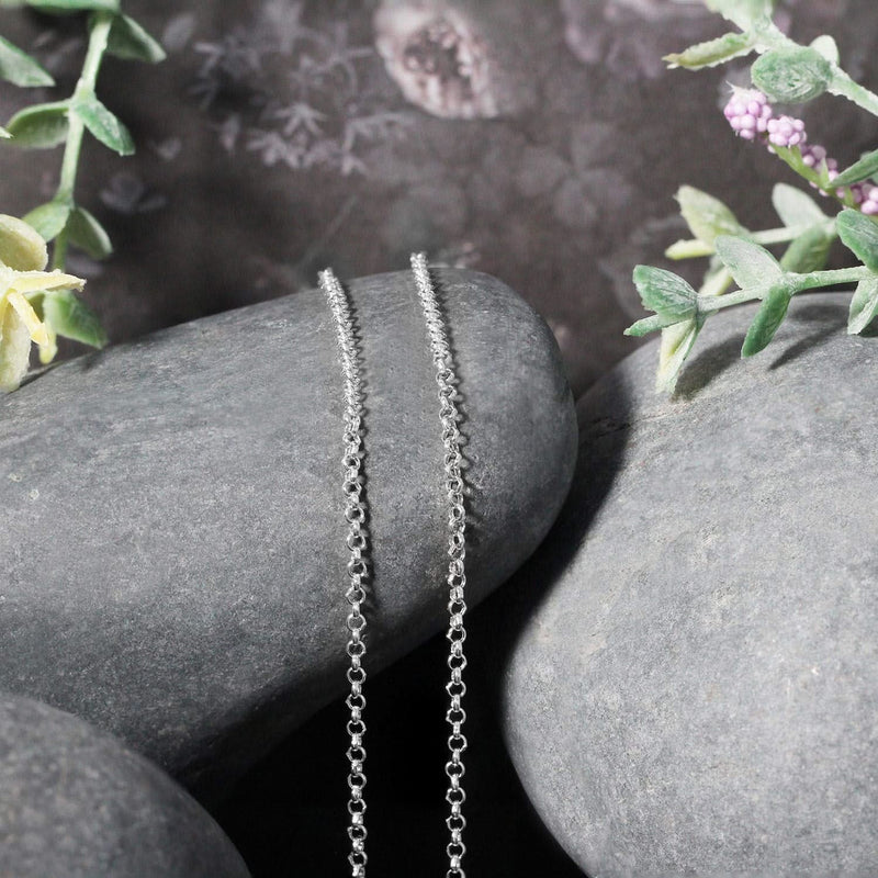 14k White Gold Rolo Chain (1.90 mm) 14K white gold rolo chain with 1.90 mm round open links