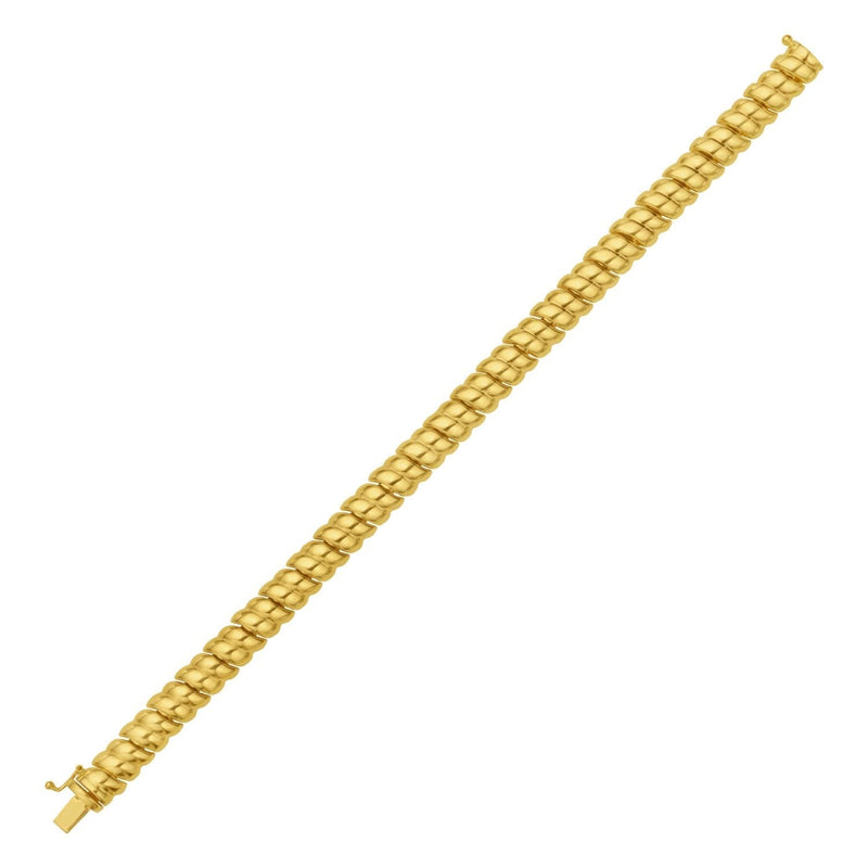 14K Yellow Gold Scalloped Bangle (8.00 mm) 14K yellow gold scalloped bangle bracelet, 8.00 mm width