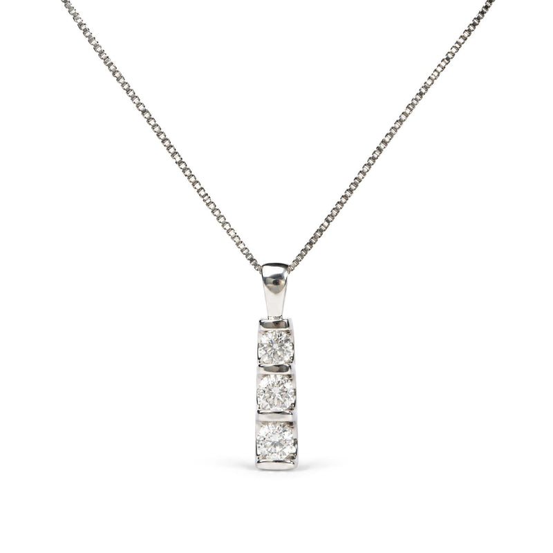14K White Gold 1.00 Cttw Diamond 3 Stone Pendant Necklace