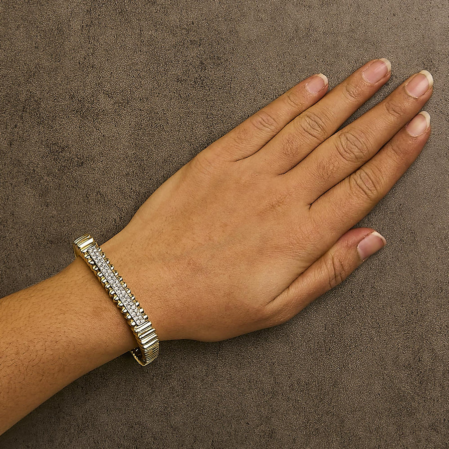 14K Yellow Gold 1 1/4 Cttw Diamond Ribbed Rounded Rectangle Bangle Bracelet (G-H Color, VS2-SI1 Clarity) - 7.75