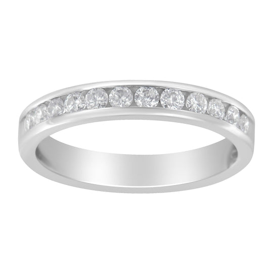 14K white gold ring with a row of round diamond stones