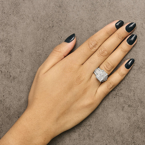 14K White Gold 2.0 Cttw Mixed-Cut Diamond Rectangle Invisible-Set Composite Cluster Ring with Bar- and Channel-Set Band (H-I Color, SI2-I1 Clarity)