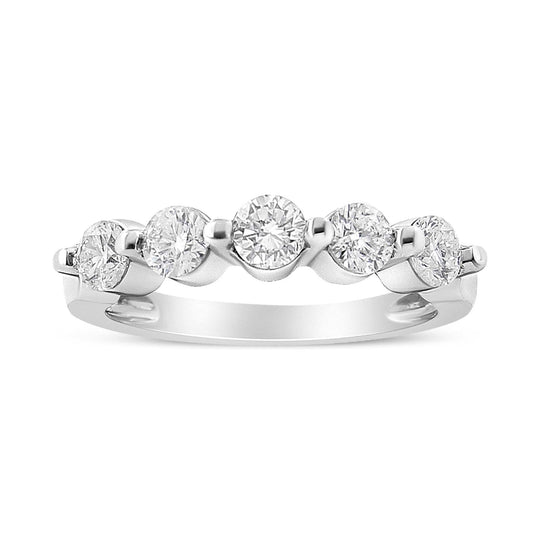 14K white gold ring with 5 round diamond stones in a row