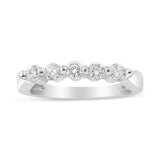 14K white gold ring with 5 round diamond stones in a graduated row thumbnail 1