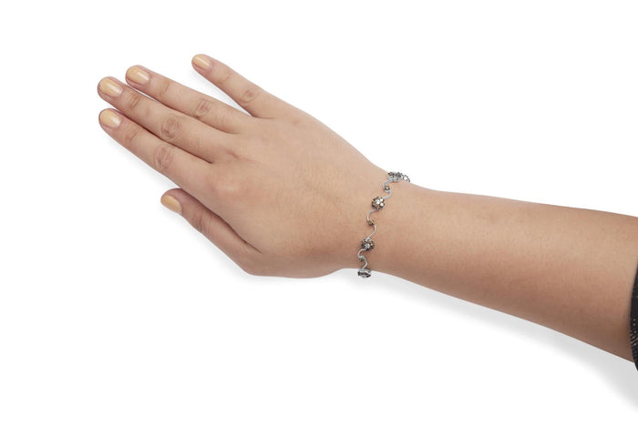 10K White Gold 4.0 Cttw Champagne and White Diamond Floral Cluster and Station Link Bracelet (H-I Color, SI2-I1 Clarity) - 7