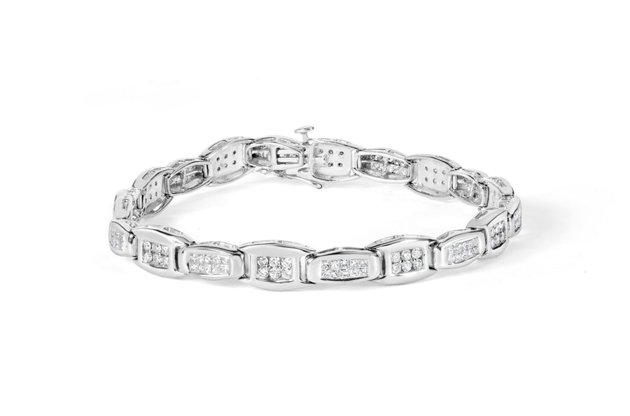 14K White Gold 2-1/2 Cttw Round-Brilliant & Baguette Cut Diamond 7