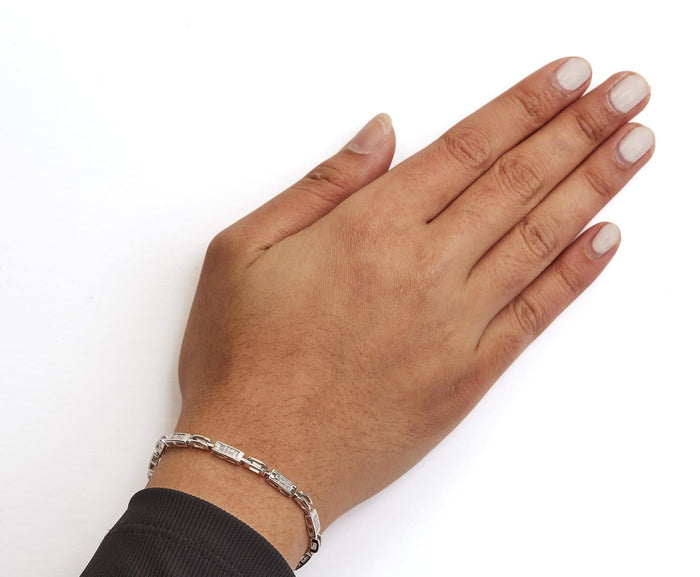 14K White Gold 1.0 Cttw Invisible Set Princess Cut Diamond Alternating Station and Link Tennis Bracelet (I-J Color, I1-I2 Clarity) - Size 7.25