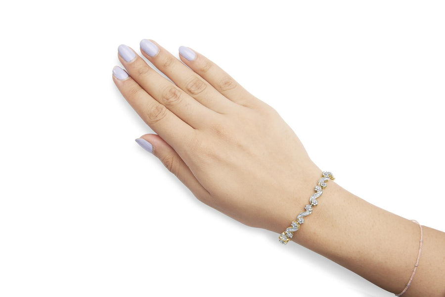 10k Yellow Gold 3.00 Cttw Round-Cut and Baguette-Cut Floral Link 7.25