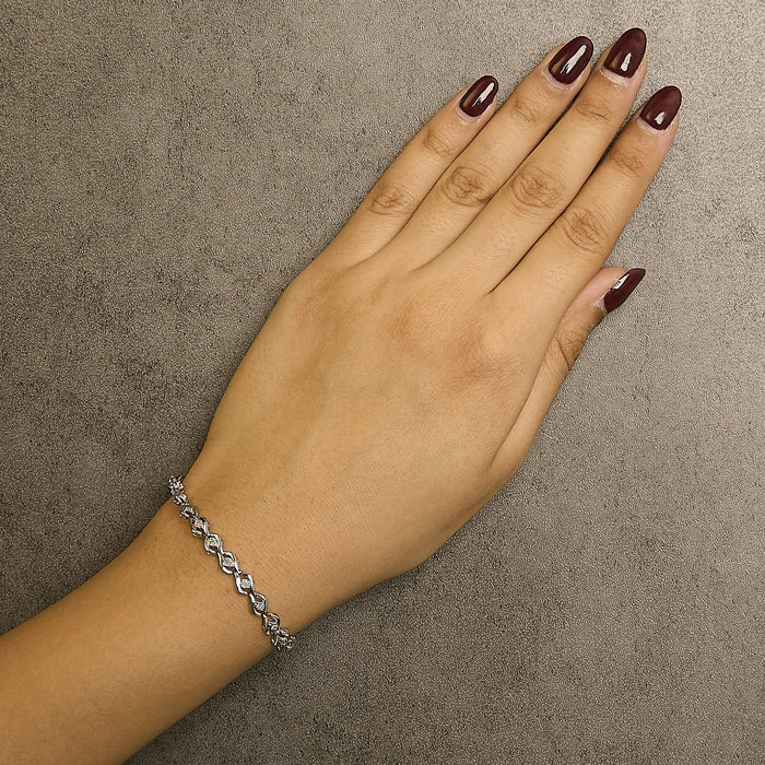 .925 Sterling Silver 1/10 Cttw Round-Cut Diamond Links of Flame Bracelet (I-J Color, I3) - 7.25