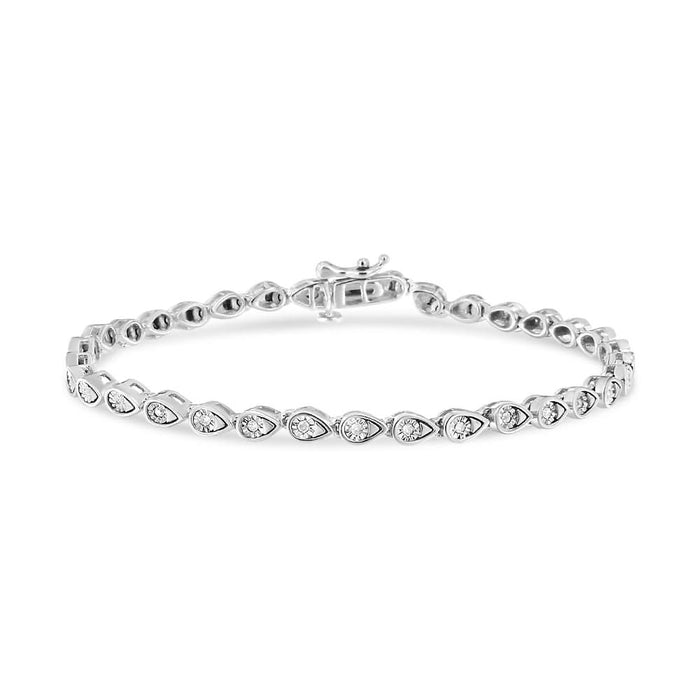 .925 Sterling Silver 1/10 Cttw Round-Cut Diamond Pear Link 7.25