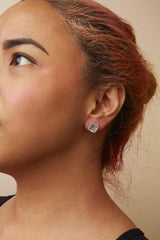 10K White Gold 7/8 Cttw Diamond Princess Composite and Halo Stud Earrings (I-J Color, I1-I2 Clarity)-2 thumbnail 3
