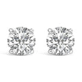 950 platinum ring with 1 round diamond stone in a solitaire setting