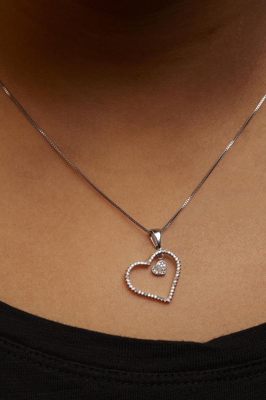 925 Sterling Silver 1/3ct TDW Diamond Heart Pendant Necklace