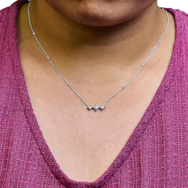 10K White Gold Bezel Set Princess Diamond 3 Stone Kite Shape and Station Necklace (H-I Color, SI2-I1 Clarity) - 18