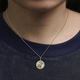 14K Yellow Gold 1/5 Cttw Diamond Starburst Fluted Medallion Pendant Necklace-2 thumbnail 3