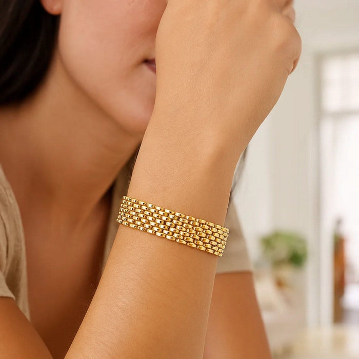 14k Yellow Gold Flexible Panther Line Bracelet (9.00 mm)