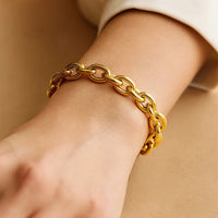 14k Yellow Gold Polished Cable Motif Bracelet (9.65 mm)