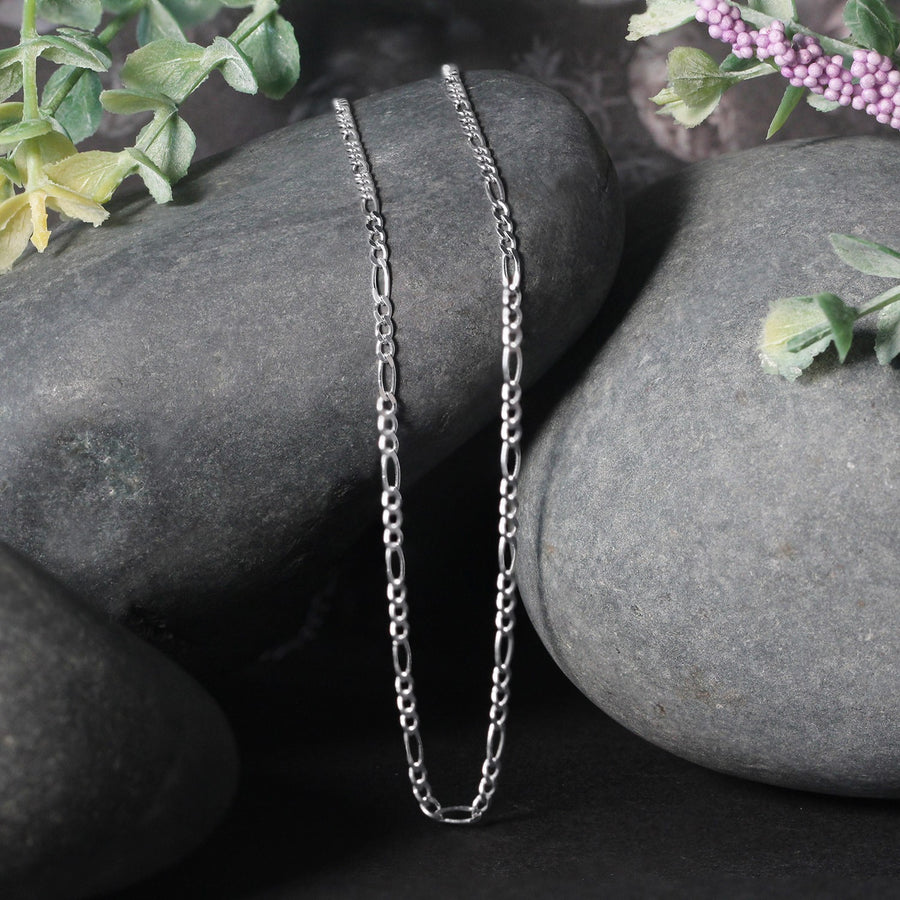 14k White Gold Solid Figaro Chain (1.90 mm)