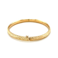 14k Yellow Gold Diamond Cut Design Dome Motif Childrens Bangle (5.50 mm)