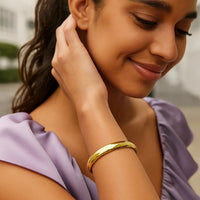 Classic Bangle in 14k Yellow Gold (8.00 mm)
