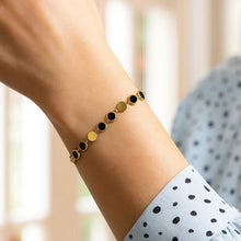 Black Onyx Gem Alternating Bracelet in 14K Yellow Gold (5.00 mm)