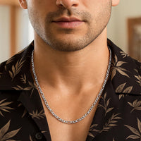 14k White Gold Solid Figaro Chain (2.60 mm)