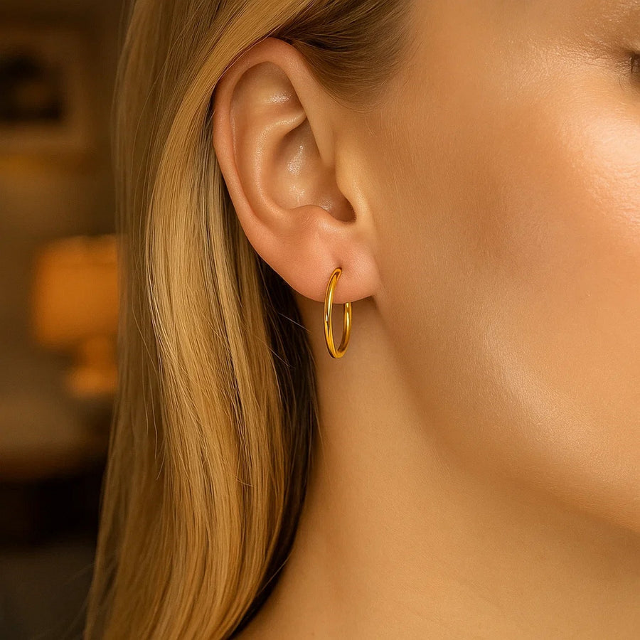 14k Yellow Gold Polished Hoop Earrings (2x20mm)