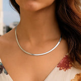 14K Yellow Gold And Silver Reversible Omega Chain Necklace (5.00 mm) thumbnail 6