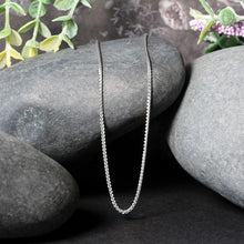 Load image into Gallery viewer, 14k White Gold Round Wheat Chain (1.2 mm)