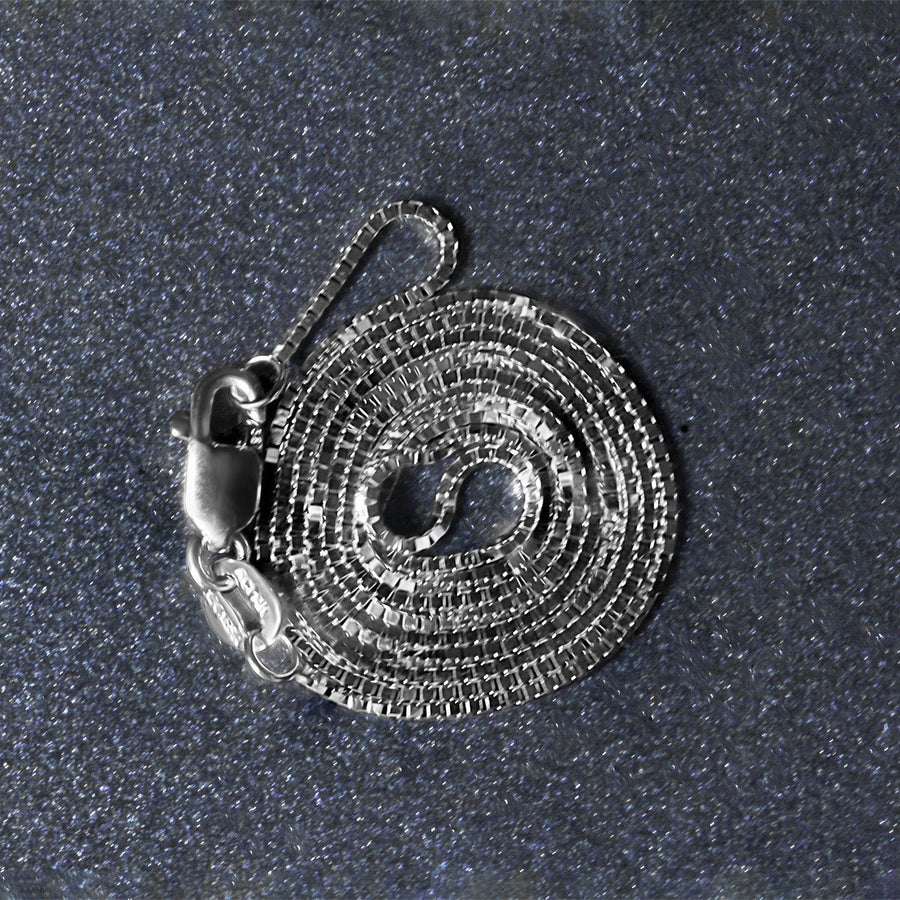 14k White Gold Classic Box Chain (0.75 mm)