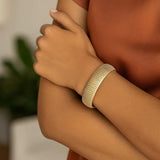 14k Yellow Gold Bold Diamante Flex Bracelet (17.10 mm) thumbnail 4