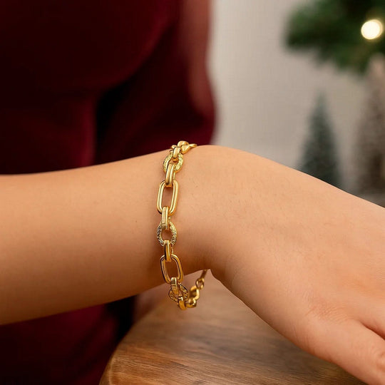 14K yellow gold polished and textured link bracelet, 6.30 mm width