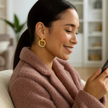 14K Yellow Gold Polished Round Linked Hoop Earrings