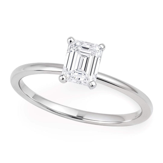 10K white gold ring with 1 round diamond solitaire stone