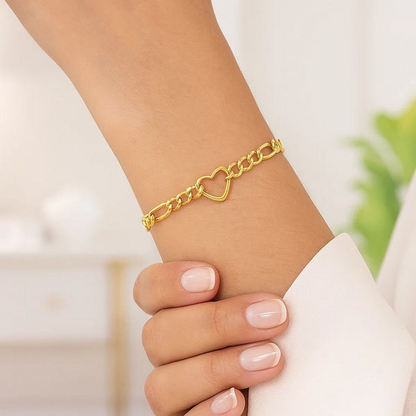 14k Yellow Gold 7 inch Figaro Chain Bracelet with Heart (4.50 mm)