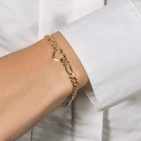 14k Yellow Gold 7 inch Figaro Chain Bracelet with Heart (4.50 mm)