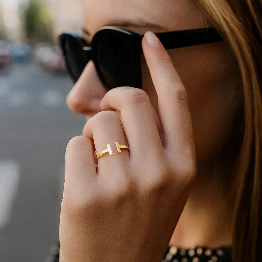T Bar Ring in 14K Yellow Gold (1.50 mm)