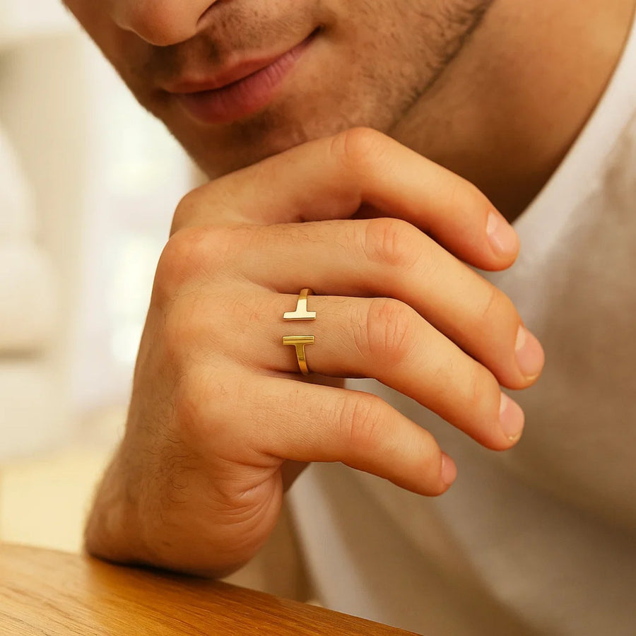 T Bar Ring in 14K Yellow Gold (1.50 mm)