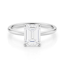 2 Carat Emerald Lab Grown IGI G/VS1 Diamond Solitaire Ring in 14K White Gold