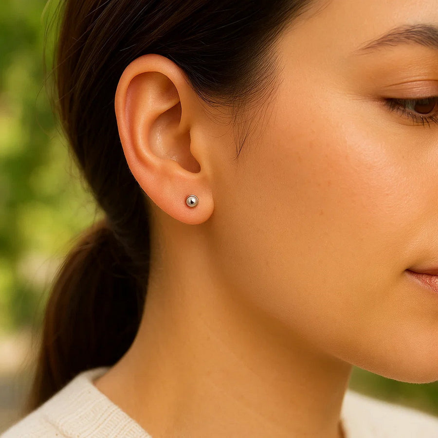 14k White Gold Spherical Stud Earrings (3.0 mm)