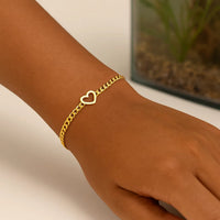 14k Yellow Gold 7 inch Curb Chain Bracelet with Heart