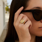 14K Yellow Gold Polished Rectangular Signet Ring thumbnail 3