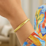 14K Yellow Gold Medium Stretch Mesh Bracelet (5.40 mm) thumbnail 6
